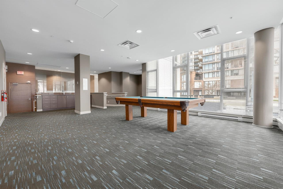 Laundry Room Photo of 909 7117 Elmbridge Way, Richmond, BC