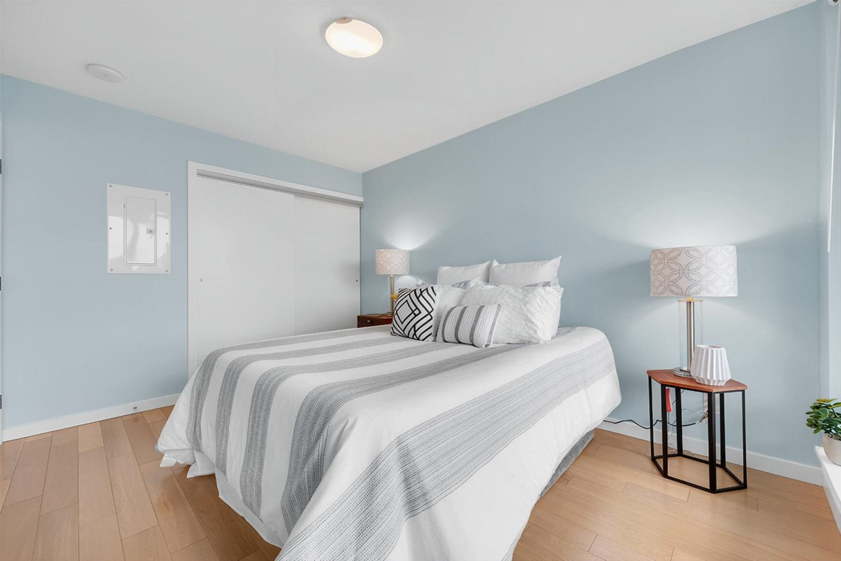 Primary Bedroom Photo of 909 7117 Elmbridge Way, Richmond, BC