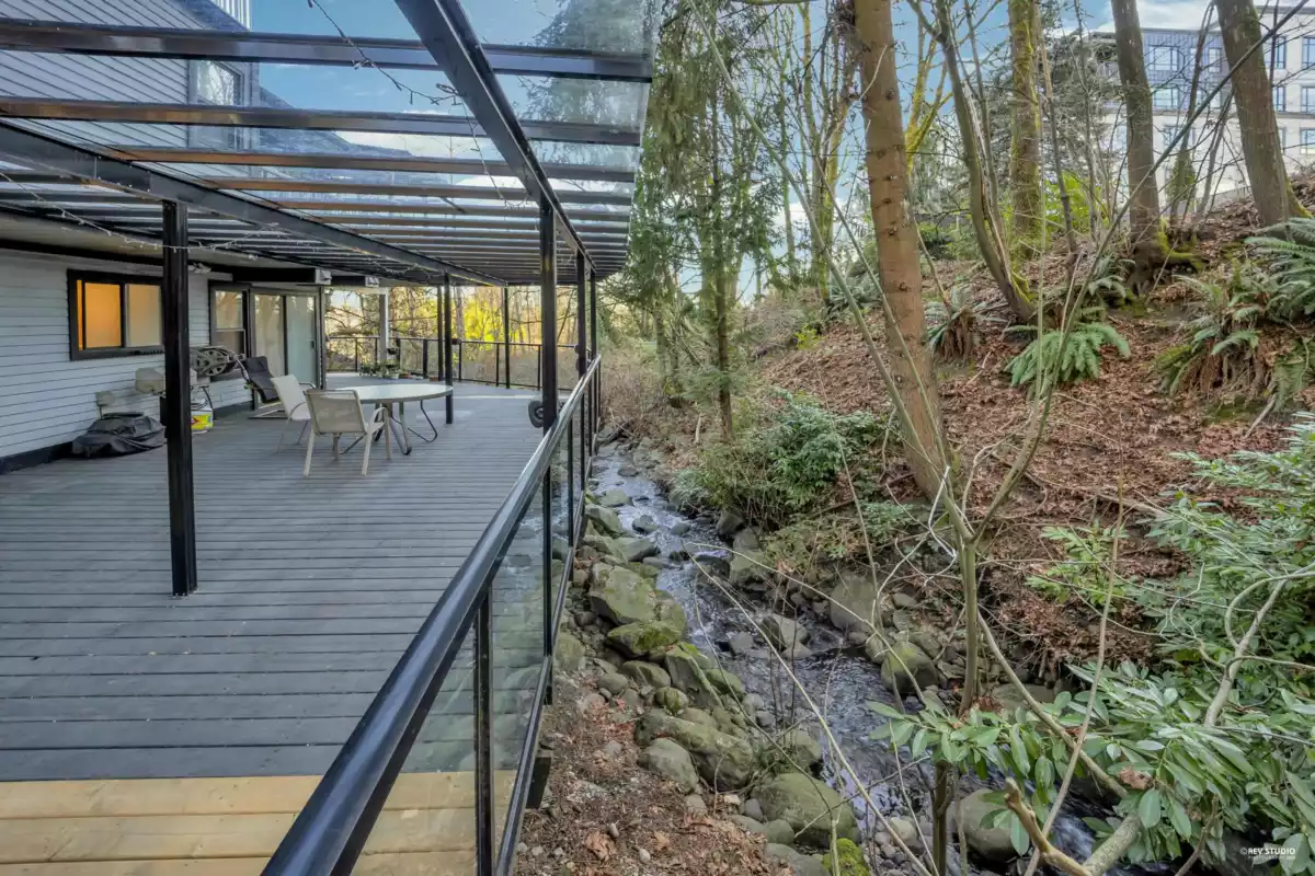 Hot Tub / Spa Photo of 210 Nelson Street, Coquitlam, BC