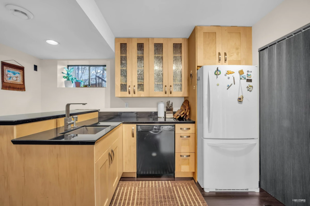 Loft / Bonus Room Photo of 210 Nelson Street, Coquitlam, BC