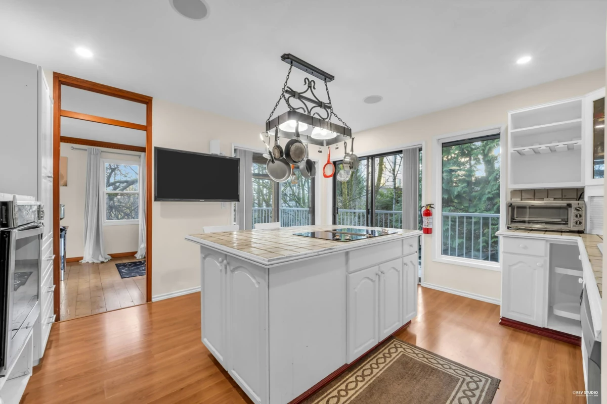 Pantry Photo of 210 Nelson Street, Coquitlam, BC