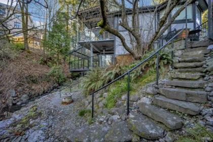 210 Nelson Street, Coquitlam, BC
