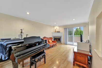 Guest Bathroom Photo of 1067 Dansey Avenue, Coquitlam, BC
