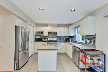 Kitchen Photo of 1067 Dansey Avenue, Coquitlam, BC