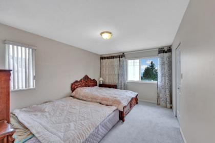 Laundry Room Photo of 1067 Dansey Avenue, Coquitlam, BC