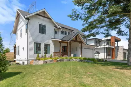 Aerial View of 10071 Parkwood Drive, Rosedale, BC