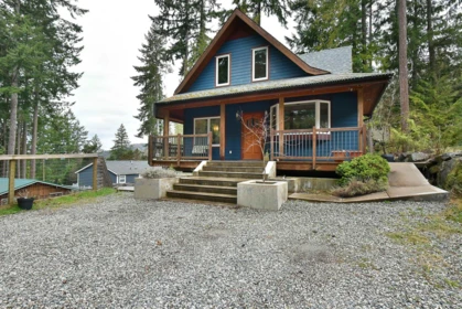 5062 Parkview Road, Pender Harbour, BC, Pender Harbour — Single Family Residence for sale