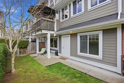 Hallway Photo of 65 15988 32 Avenue, Surrey, BC