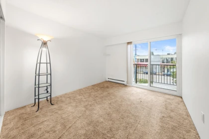 Loft / Bonus Room Photo of 204 3136 Kingsway, Vancouver, BC