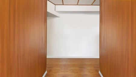 Walk-In Closet Photo of 3105 Dieppe Drive, Vancouver, BC