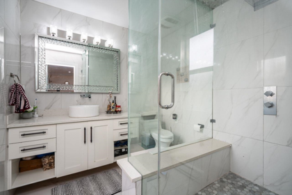 Primary Bathroom Photo of 13032 61 Avenue, Surrey, BC