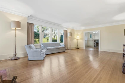 Breakfast Nook Photo of 1570 W 36th Avenue, Vancouver, BC