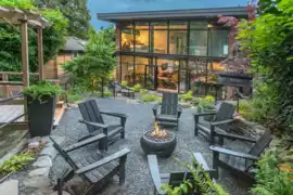 1777 Deep Cove Road, North Vancouver, BC