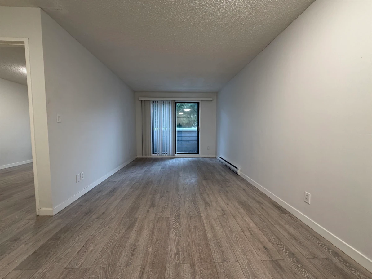 Dining Area Photo of 303 1948 Coquitlam Avenue, Port Coquitlam, BC