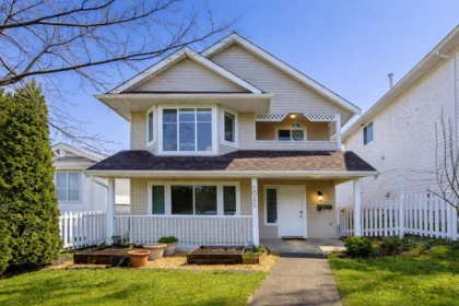 2062 Mary Hill Road, Port Coquitlam, BC, Port Coquitlam — Single Family Residence for sale