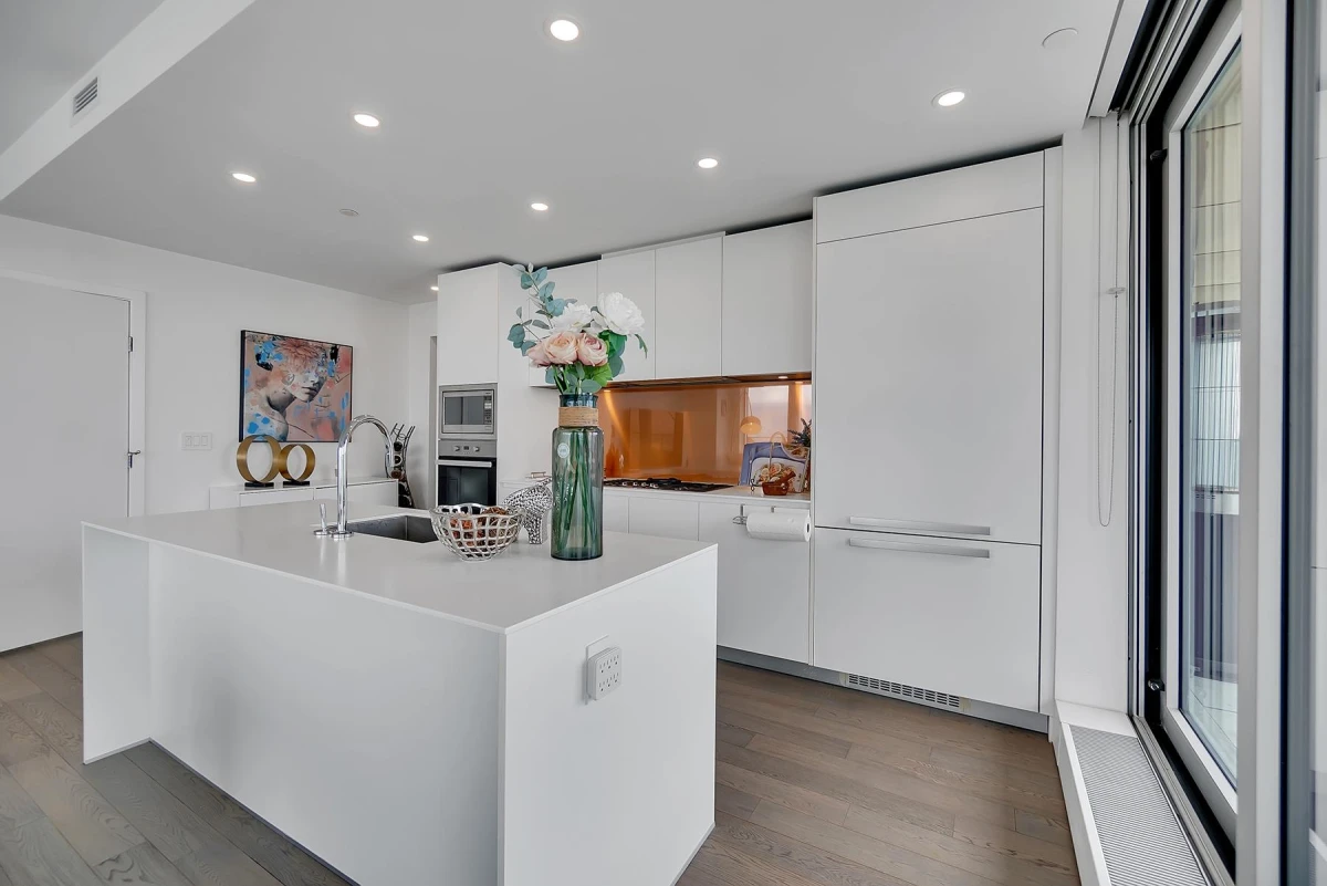 Dining Area Photo of 3602 1480 Howe Street, Vancouver, BC