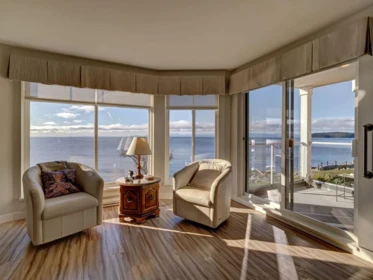 205 5470 Inlet Avenue, Sechelt, BC, Sechelt — Apartment/Condo for sale