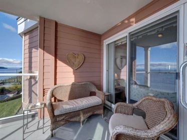 Pantry Photo of 205 5470 Inlet Avenue, Sechelt, BC