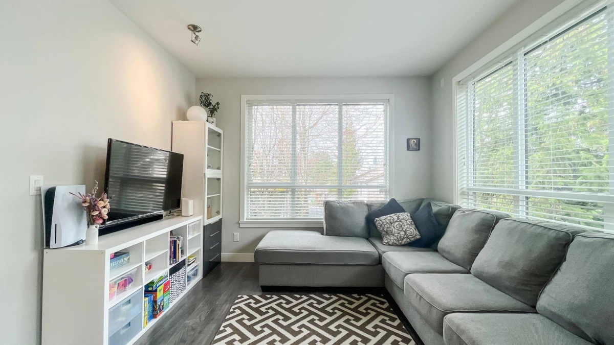 Dining Area Photo of 207 10455 154 Street, Surrey, BC
