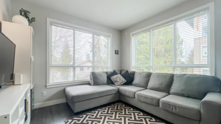 Kitchen Photo of 207 10455 154 Street, Surrey, BC