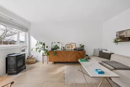 205 1330 Graveley Street, Vancouver, BC, Vancouver — Apartment/Condo for sale