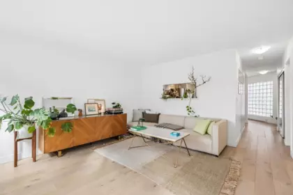 205 1330 Graveley Street, Vancouver, BC, Vancouver — Apartment/Condo for sale