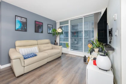 Kitchen Island Photo of 606 4815 Eldorado Mews, Vancouver, BC