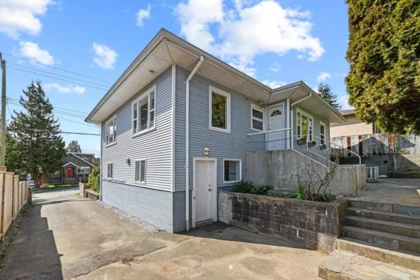 Hot Tub / Spa Photo of 341 Sherbrooke Street, New Westminster, BC