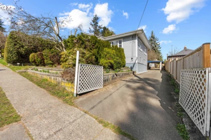 Street View Photo of 341 Sherbrooke Street, New Westminster, BC