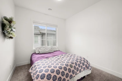 Basement Recreation Room Photo of 22 5867 129 Street, Surrey, BC