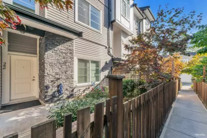 22 5867 129 Street, Surrey, BC, Surrey — Townhouse for sale