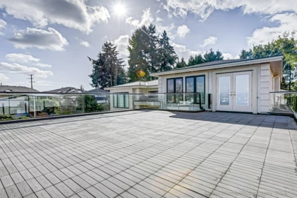 Fitness Center Photo Near 10780 River Drive, Richmond, BC