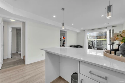 Hot Tub / Spa Photo of 633 Fir Street, North Vancouver, BC