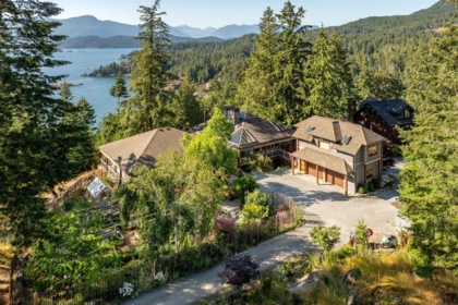 1675 Whitesails Drive, Bowen Island, BC, Bowen Island — Single Family Residence for sale