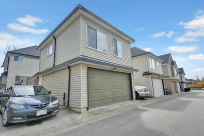 Hot Tub / Spa Photo of 7071 195a Street, Surrey, BC