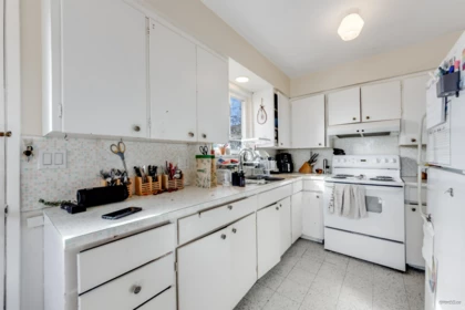 Kitchen Photo of 764 E Georgia Street, Vancouver, BC