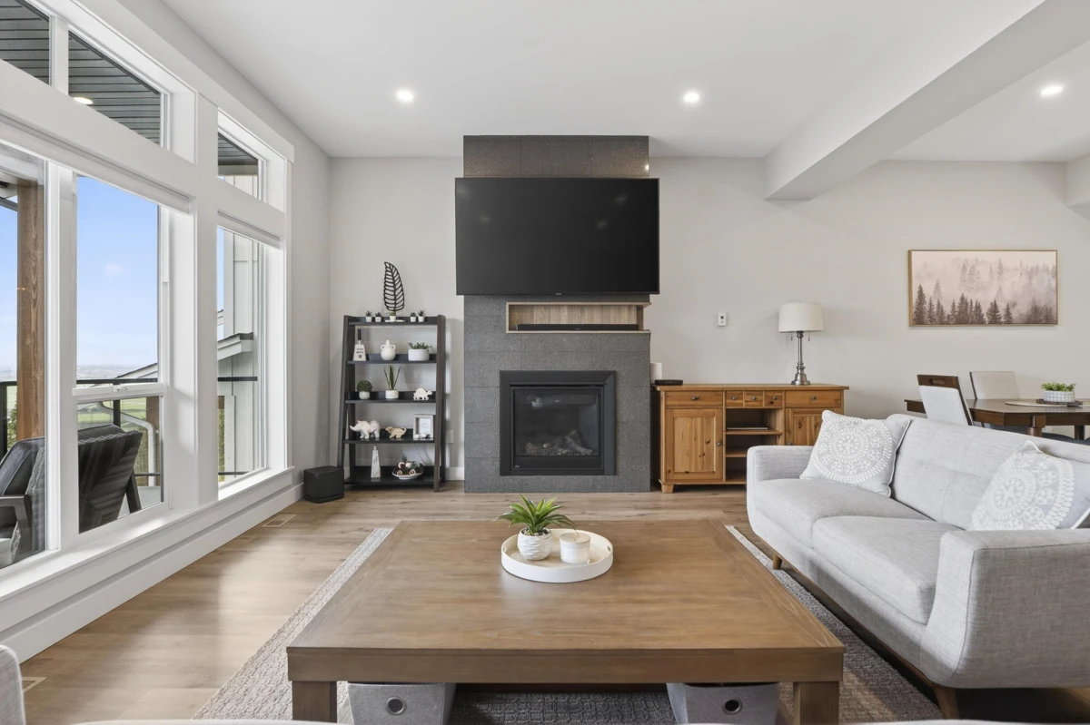 Dining Area Photo of 5 6262 Rexford Drive, Chilliwack, BC