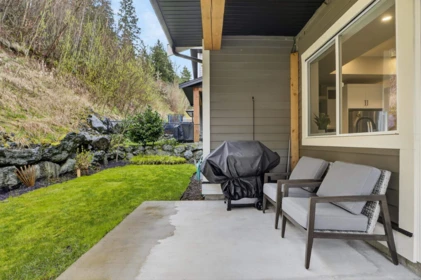 Swimming Pool Photo of 5 6262 Rexford Drive, Chilliwack, BC