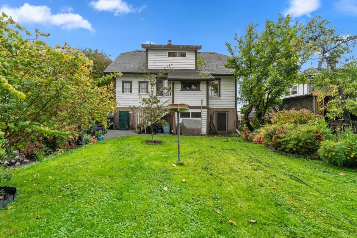 Exterior Rear Photo of 247 Wood Street, New Westminster, BC