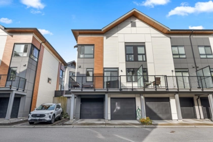 Swimming Pool Photo of 109 15111 Edmund Drive, Surrey, BC