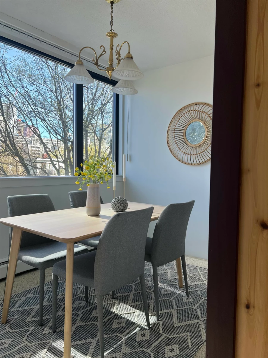 Dining Area Photo of 503 1740 Comox Street, Vancouver, BC