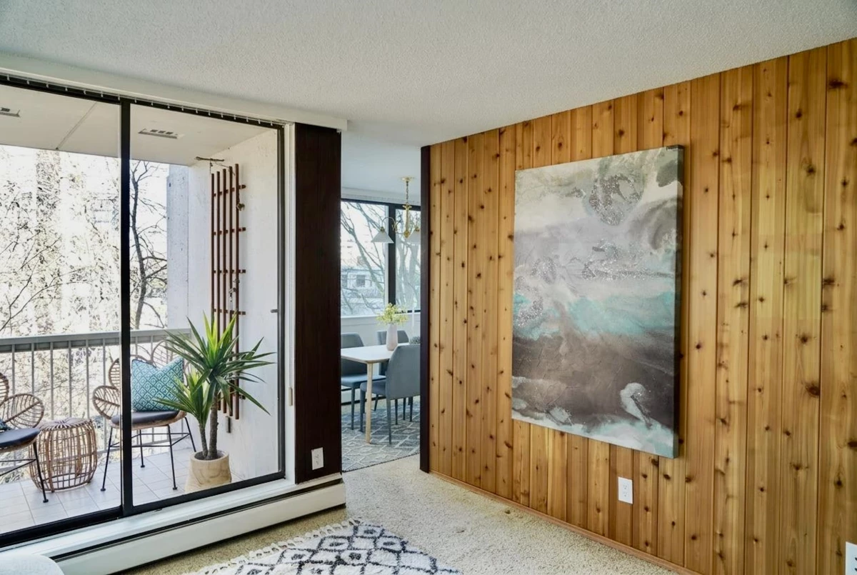 Family Room Photo of 503 1740 Comox Street, Vancouver, BC