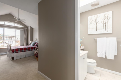 Loft / Bonus Room Photo of 415 12633 No. 2 Road, Richmond, BC
