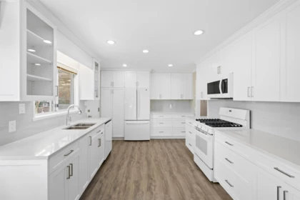 Mudroom Photo of 3356 Liverpool Street, Port Coquitlam, BC