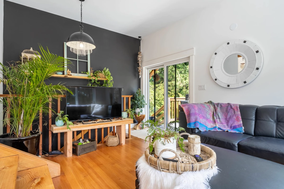 Family Room Photo of 5522 Wakefield Road, Sechelt, BC