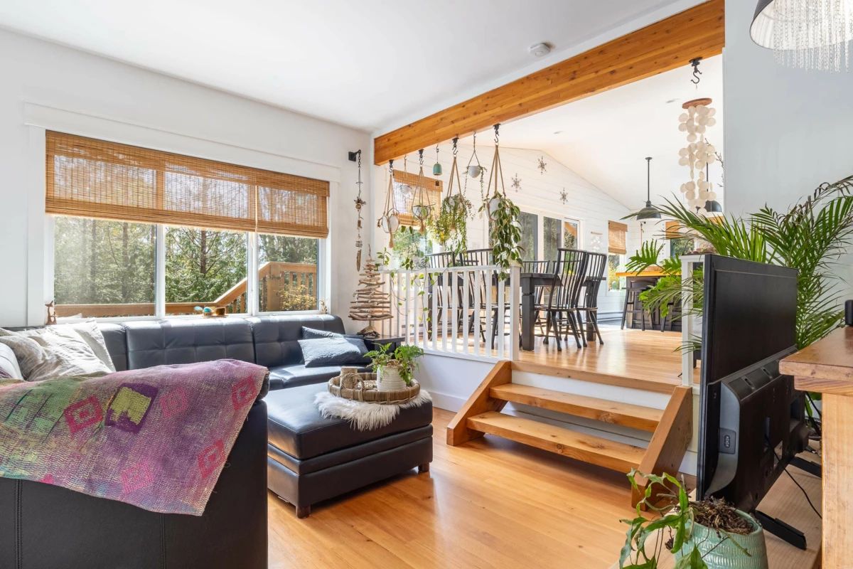 Living Room Photo of 5522 Wakefield Road, Sechelt, BC