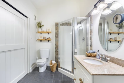 Guest Bathroom Photo of 5522 Wakefield Road, Sechelt, BC