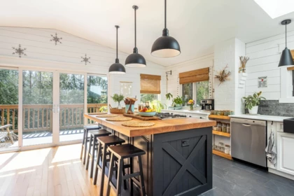 Kitchen Photo of 5522 Wakefield Road, Sechelt, BC