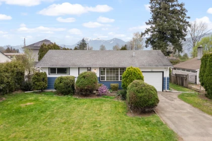 9144 Holly Street, Chilliwack, BC, Chilliwack — Single Family Residence for sale