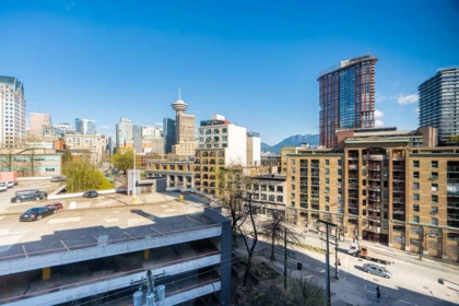 Backyard Photo of 703 518 Beatty Street, Vancouver, BC